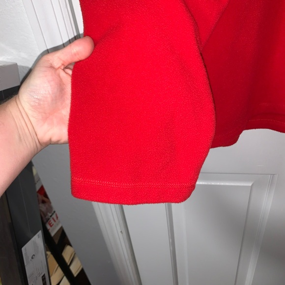 Disney Mickey Mouse Red Fleece Christmas Sweater Size XL - Picture 4 of 6